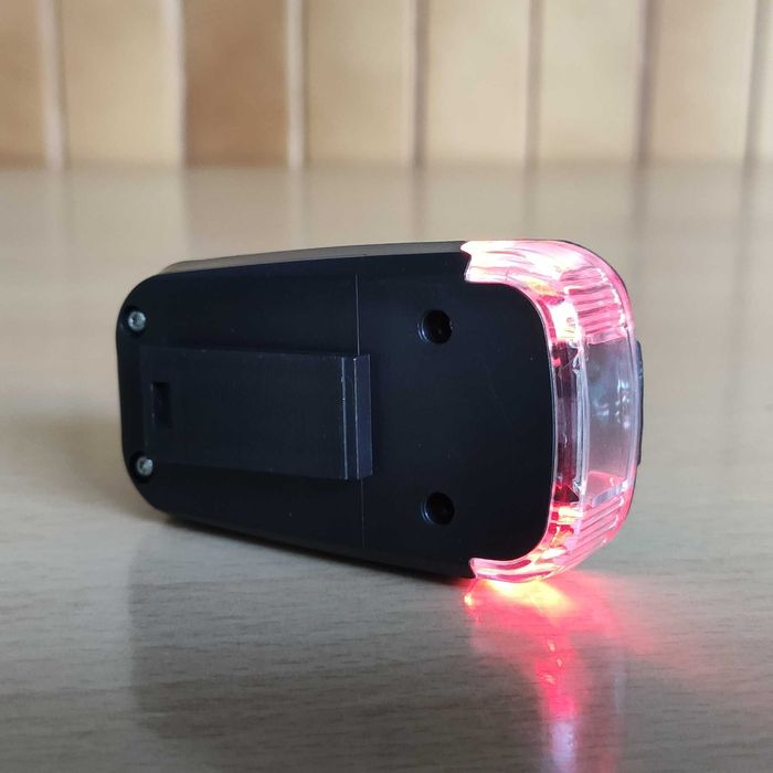 Luz Bicicleta a Bateria com sensor Noturno Prova Água