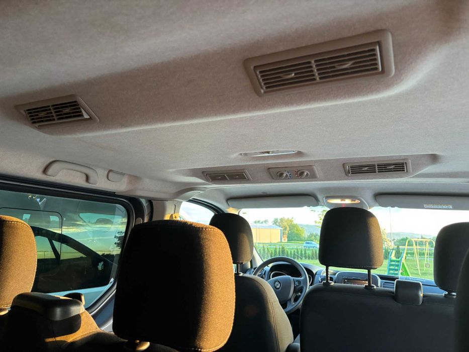 Wynajem Bus 9 osobowy Renault Trafic Long 2.0dCi -wynajmij i jedź sam!