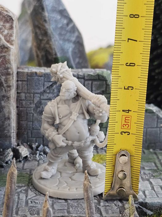 Half-Ogre pół-ogr figurka do gier RPG Dungeons and Dragons DnD