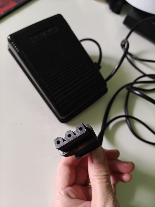 Pedał maszynki do szycia Singer