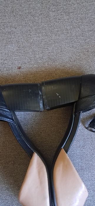 Босоніжки беж розмір 39