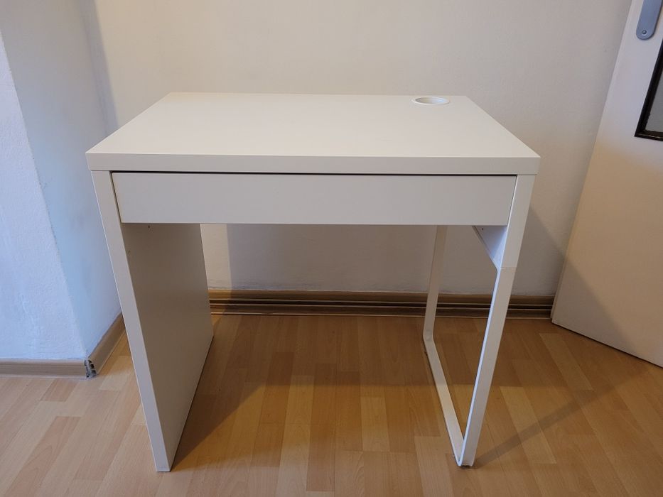 Rezerwacja - Małe biurko Ikea Micke 73 x 50 cm