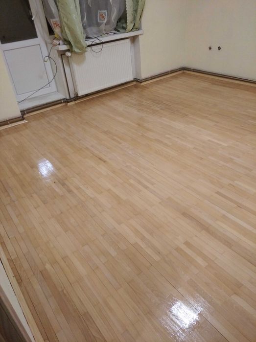 шліфування паркету.