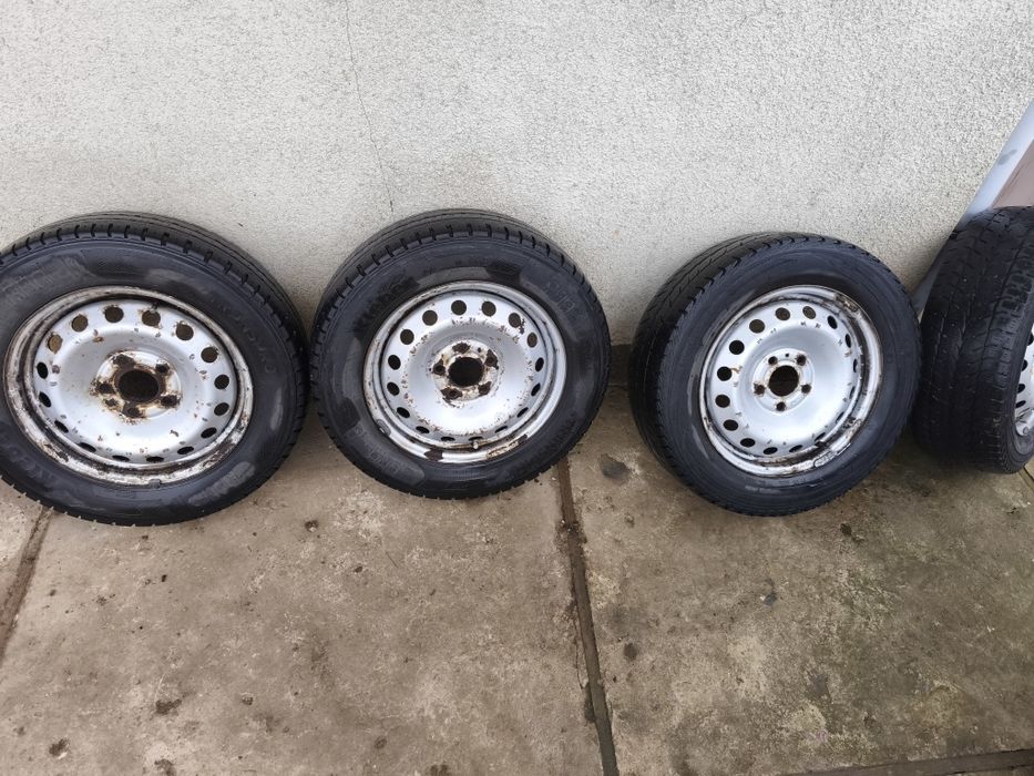 Продам шини літні