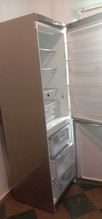 Холодильник 2-камерний Арістон