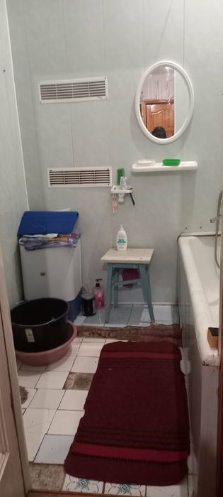 Квартира 2-х комнатная, Центр. Пральна машина в наявності.