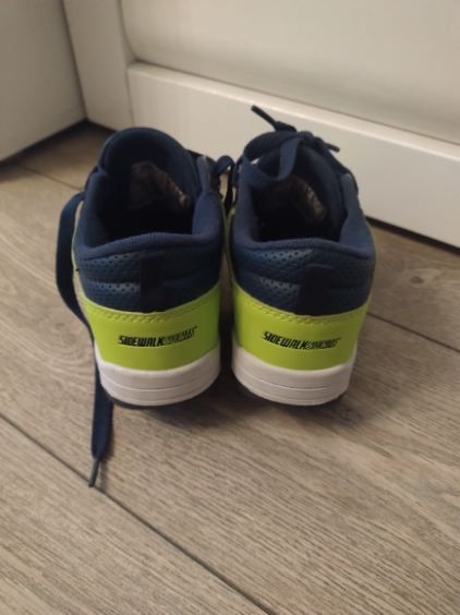 Buty z rolkami rozmiar 31