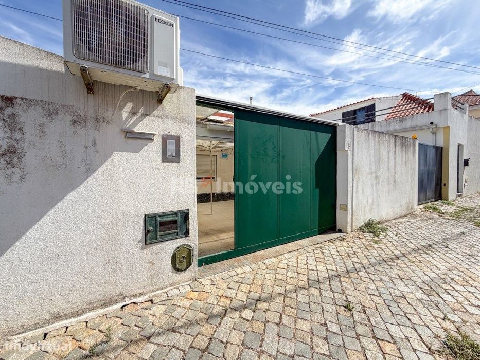 Moradia T1 c/ Espaço Exterior - no Entroncamento