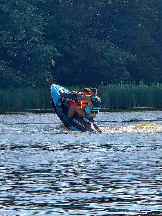 Skuter wodny Sea-Doo Spark Trixx 2up Przyczepka seadoo
