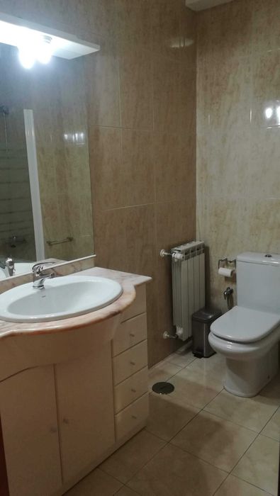 Alugo quarto em Barcelos