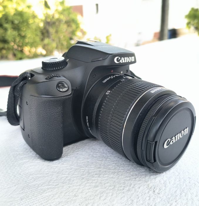 Câmera Canon 4000D"COMO NOVA"+ Lente 18-55 + Cartão 64gb / wi-fi