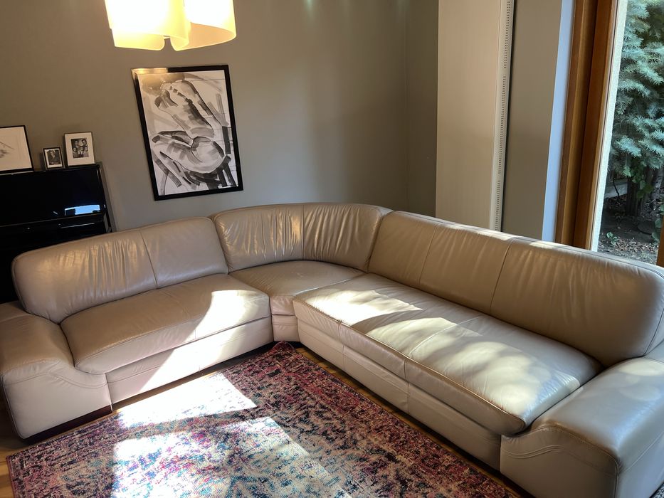 Skórzana sofa narożna ETAP SOFA – jasny beż, naturalna skóra