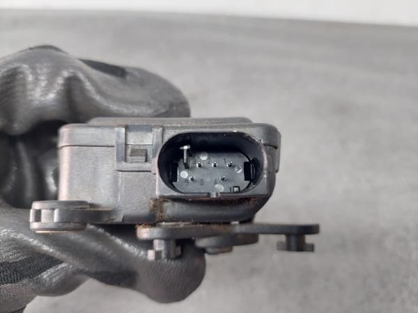 Motor da comporta da sofagem AUDI A4 (8D2, B5)