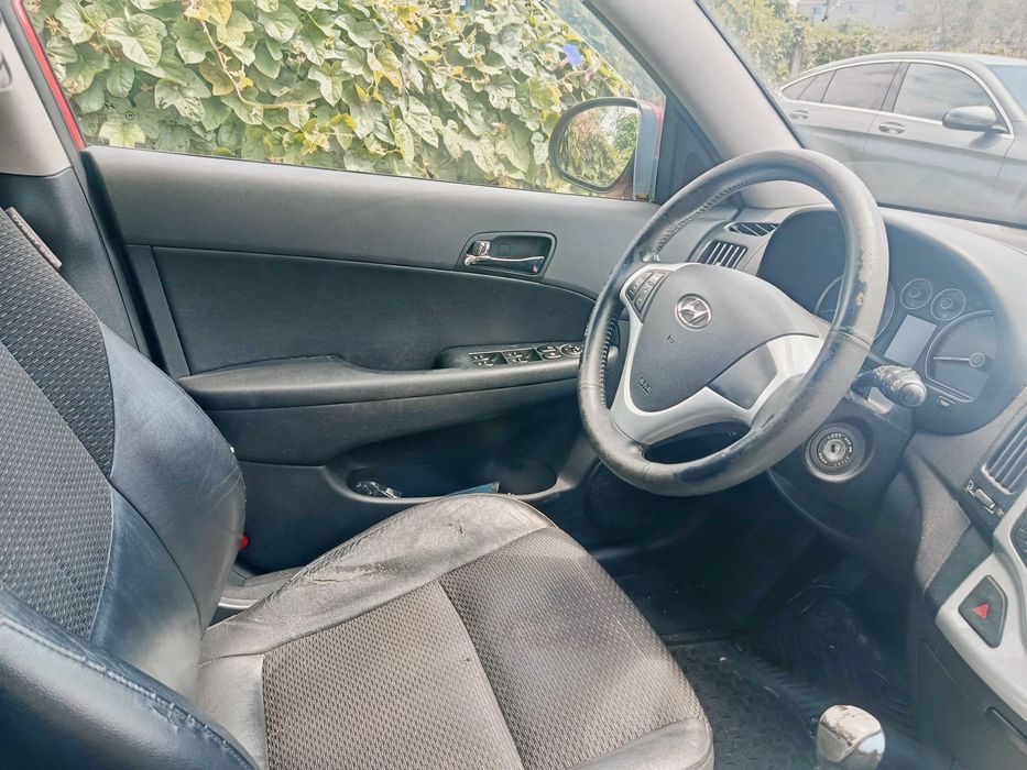 Hyundai i30 1.6 CRDi (FD) | 280.600 Km | Bom Estado