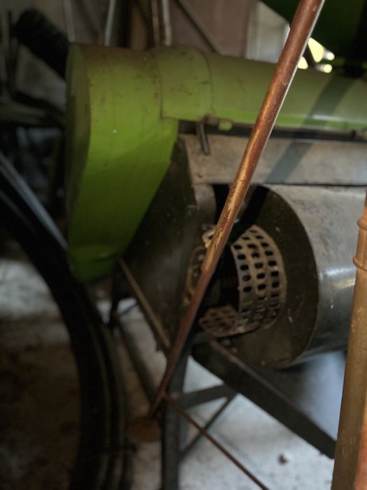 Malhadeira de Milho “A Camponesa” – Acoplável ao Trator