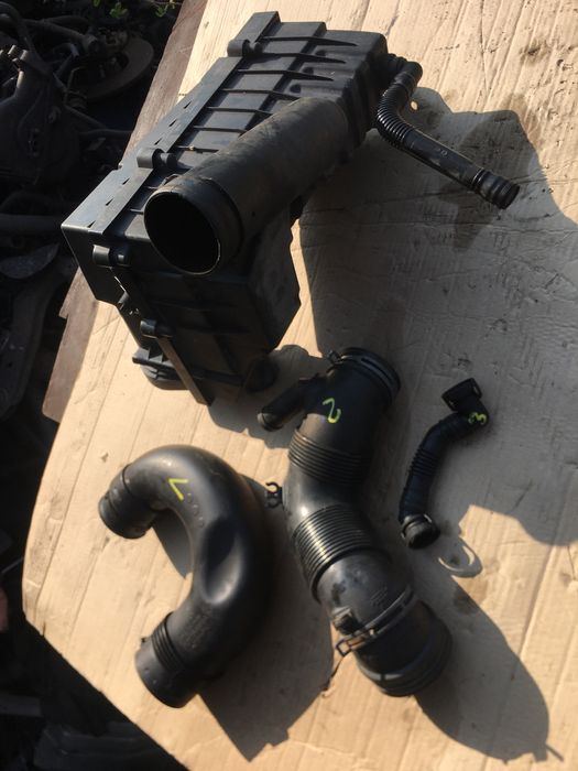 Rury dolotu powietrza vw caddy3 1,9tdi