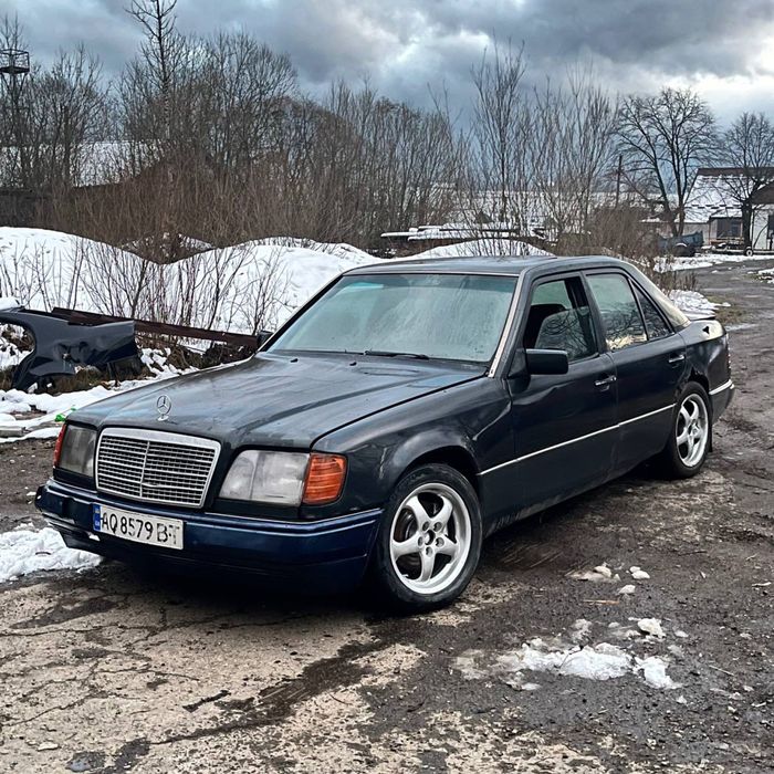Mercedes-Benz E200 124 рест Газ/бензин