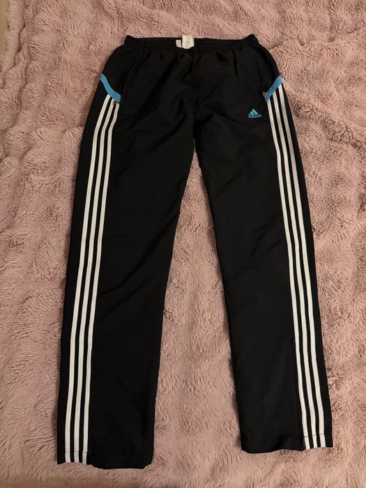 Чорні штани адідас
