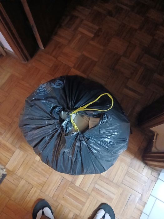 Vendo roupa de bebe ( menina)