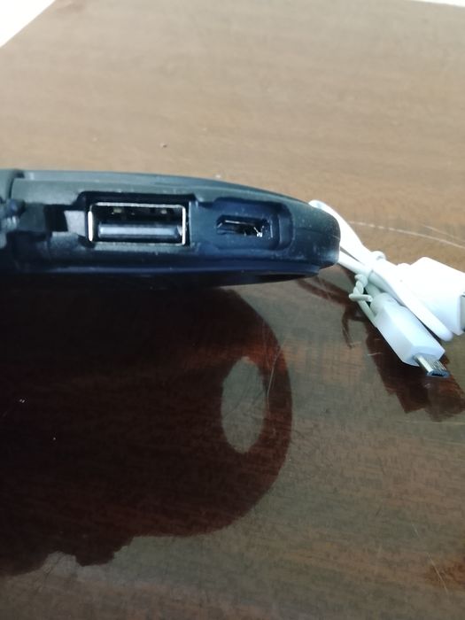 Повер банки нові в упаковці