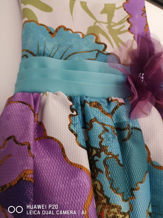 Piękna sukienka wizytowa r. 110cm