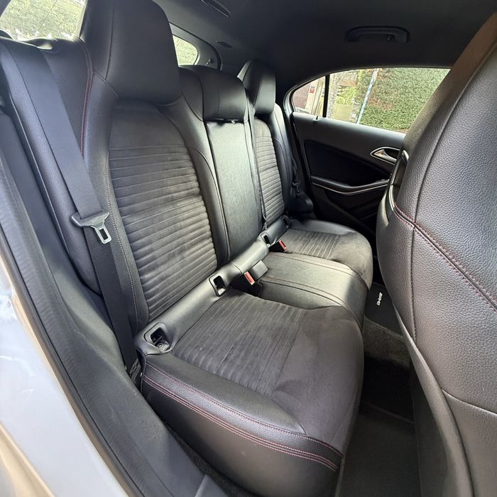 Mercedes A180d AMG ** DESDE 189€ MÊS **