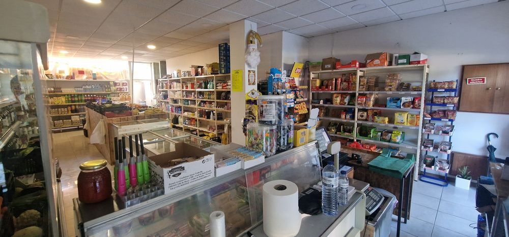 Trespasse de mini mercado 79m²