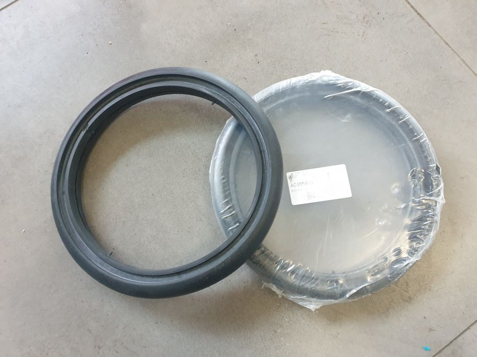 Opona oponka kółka kopiującego dogniatającego Kverneland Accord