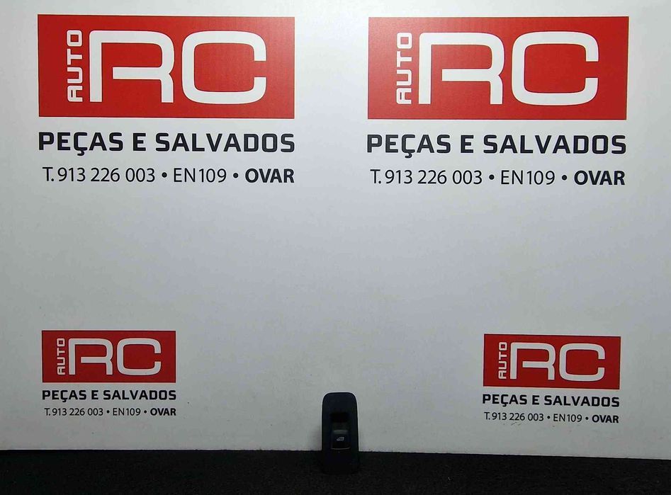 Comando / Botão / Interruptor Vidros Trás Esquerdo VOLVO V40 Hatchback (525) ano 2013