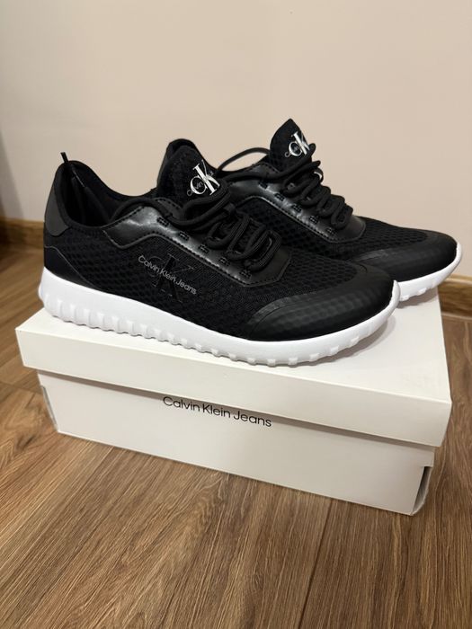 Buty sportowe damskie Calvin Klein rozmiar 41