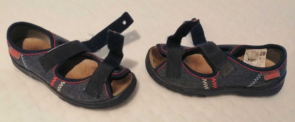Sandały chłopięce zapinane na rzepy, Befado, 28 (Obuwie)