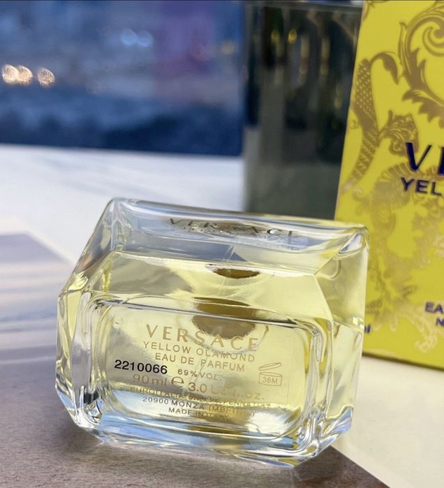 Versace Yellow Diamond 90ml Original – NOVO E SELADO