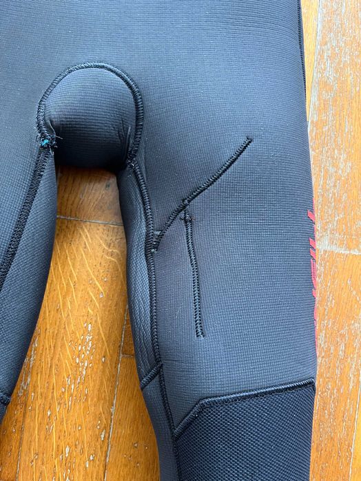 fato surf o´neil hyperfreak 5/4 + o´neil epic 3/4 16 anos rapaz