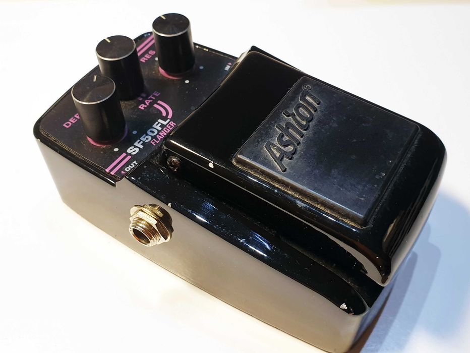 Palhetas Dunlop Tortex Flow 1,14mm - Pedais guitarra Soundforce Ashton