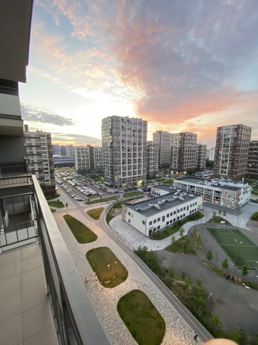 Оренда 3-кімнатної квартири в ЖК Варшавський. Олеся 4б. Генератор