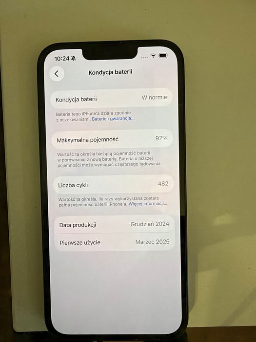 iPhone 16e w dobrym stanie