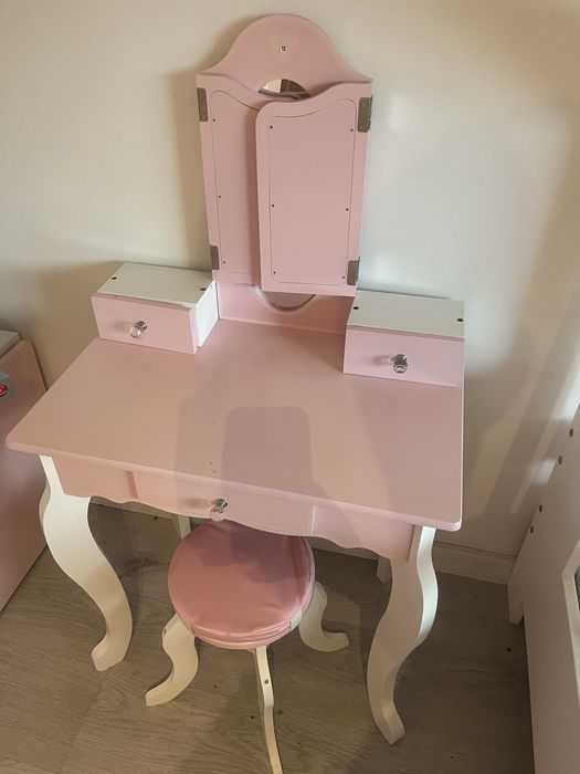 Toaletka dziecieca drewniana