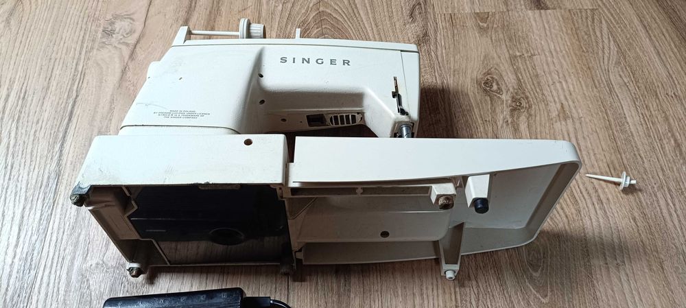 Singer Stylist 834 wszechstronna maszyna do szycia