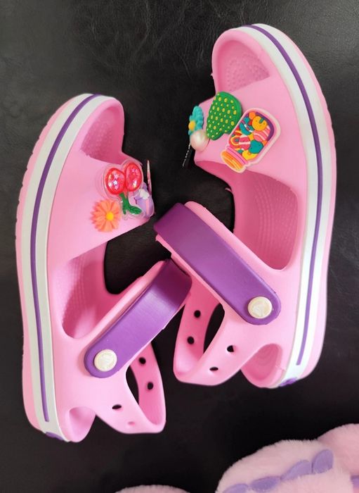 Crocs J2 32 33 wodoodporne sandały do wody plaża basen przypinki
