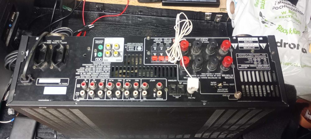 Amplituner Kenwood KR-V 7050