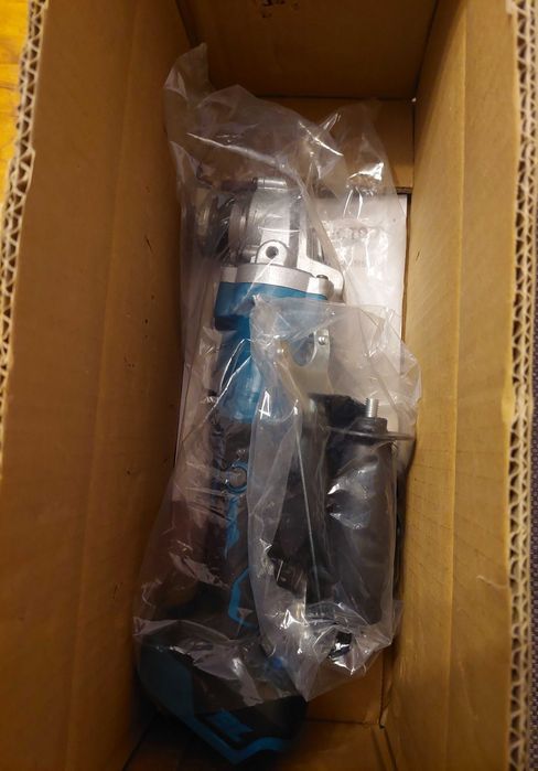 Akumulatorowa szlifierka 125 mm, 18 V na baterie Makita seria BL18