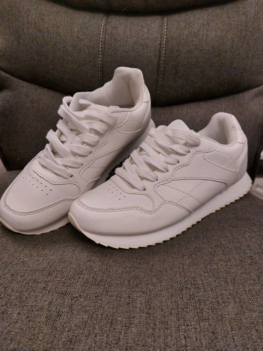 Buty sportowe Martes roz.38