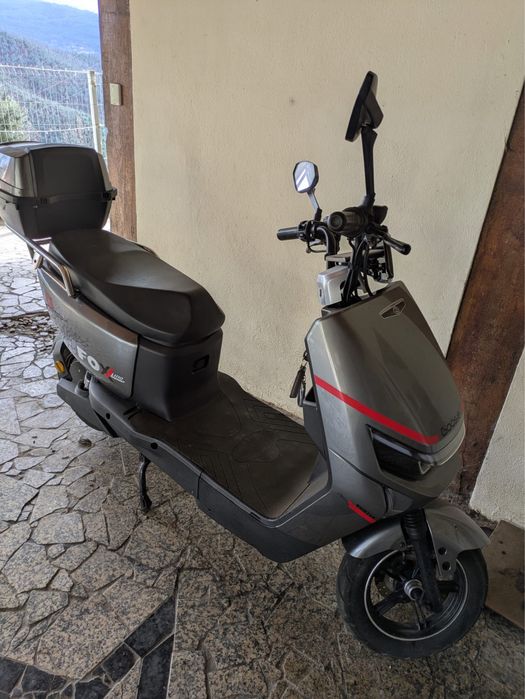 Título: Scooter Elétrica Goose Fox – Bateria Níquel + Baú