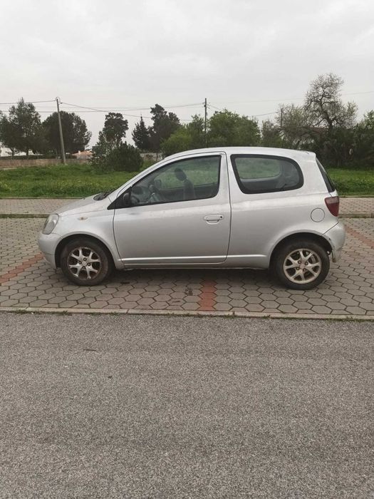 Toyota Yaris versão Sol
