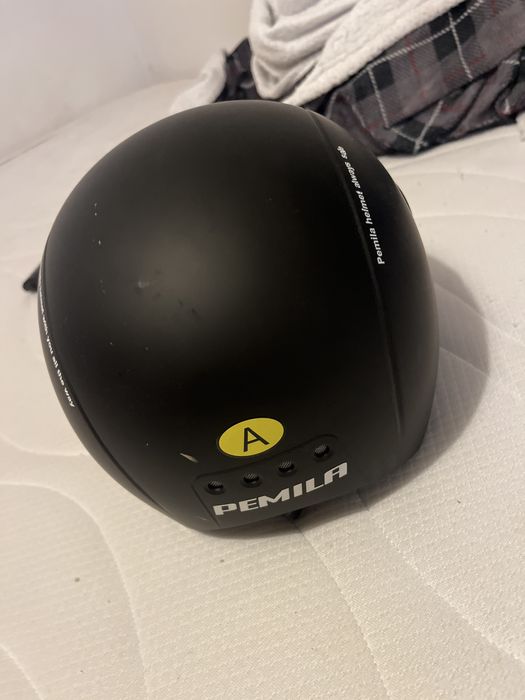 Capacete praticamente novo