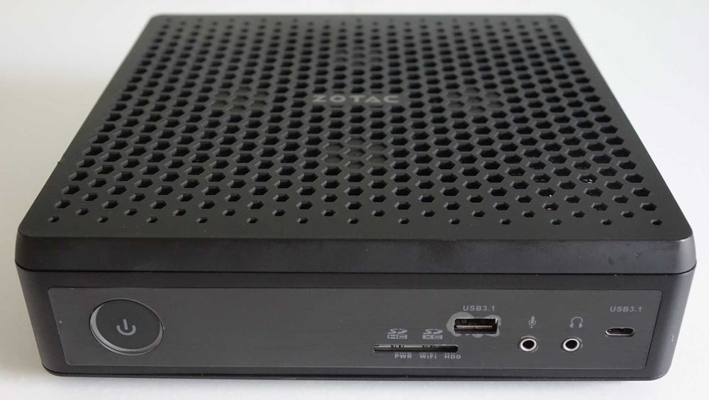 Мощный игровой ZOTAC ZBOX i5-9300Н 16GB 512GB ssd RTX 2060 6gb Wi-Fi6 Блок 330W