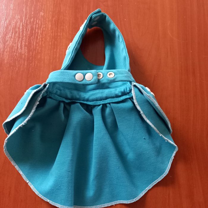 Продам одежду для котика или маленькой собачки.