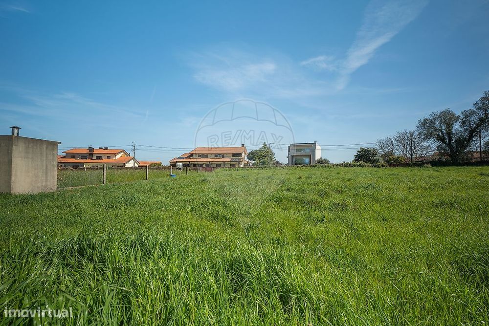 Terreno  para venda — Salreu, Aveiro