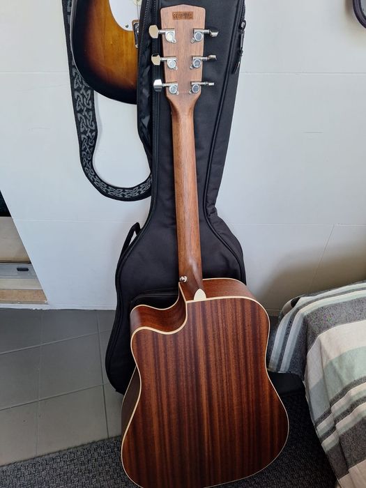 Guitarra Acústica – Nova!