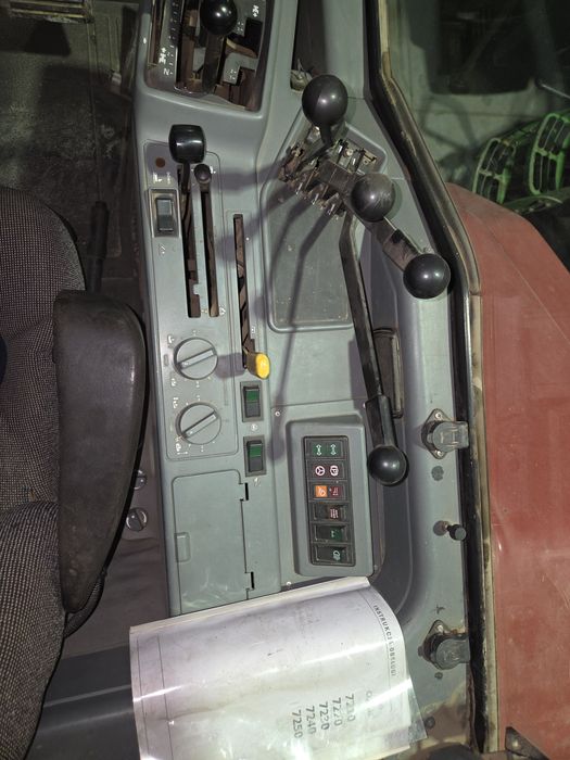 Case Magnum 7220
